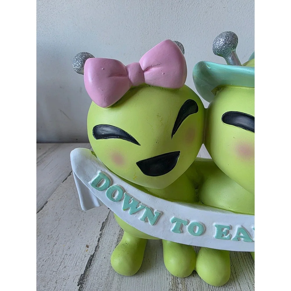 Studio 10.31 alien statue figurine UFO Halloween decor glitter‎ pastel pink teal
